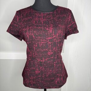 Liz Claiborne Womens Medium Burgundy Black Textured Peplum Top Short Sleeve Zip